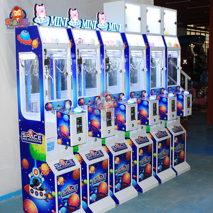 Mini Claw Machine Small Toys C - Arcade Prize Vending Machine recension och pris